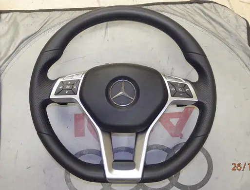 Mercedes Benz W204 Steering wheel