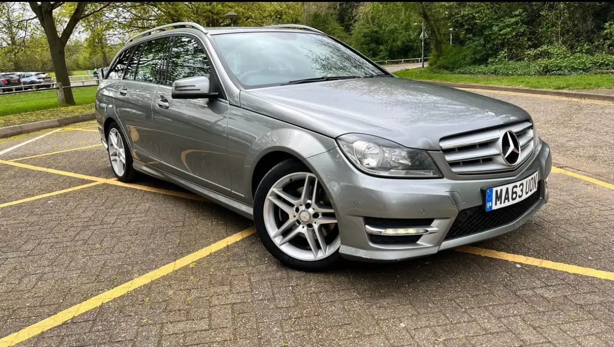 W204 facelift Mercedes Benz right (driver) headlight