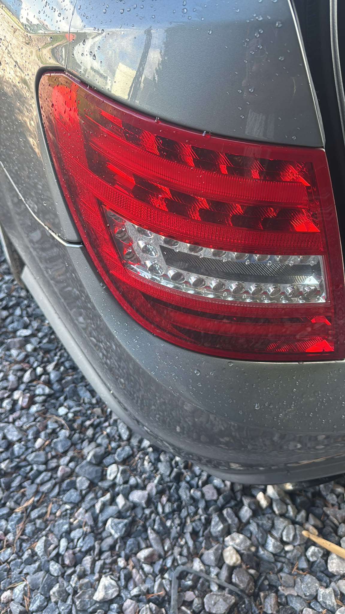 Mercedes Benz C-CLASS C220 CDI W204 rear left light