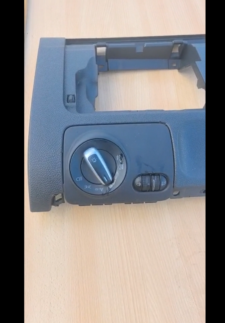 VW Golf MK5 Jetta Headlight Switch Light Control Panel Trim