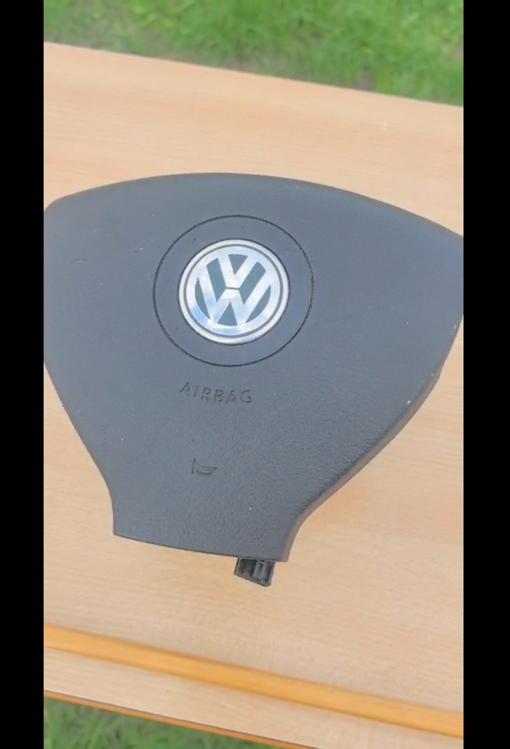 VW Golf MK5 Jetta Steering Wheel Driver Airbag Module