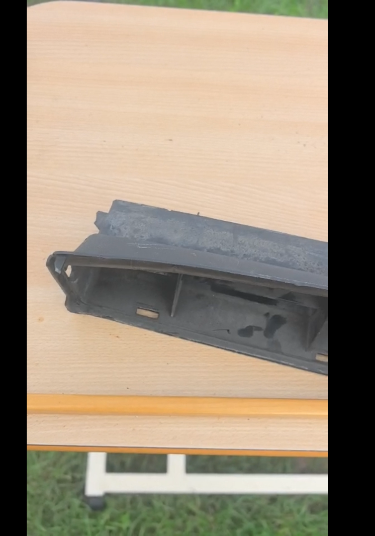 VW Golf MK5 MK6 Jetta Under Seat Air Vent Duct Ducting Pipe